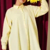 Button-Up Long Shirt with Side Slits Yellow – Bild 2