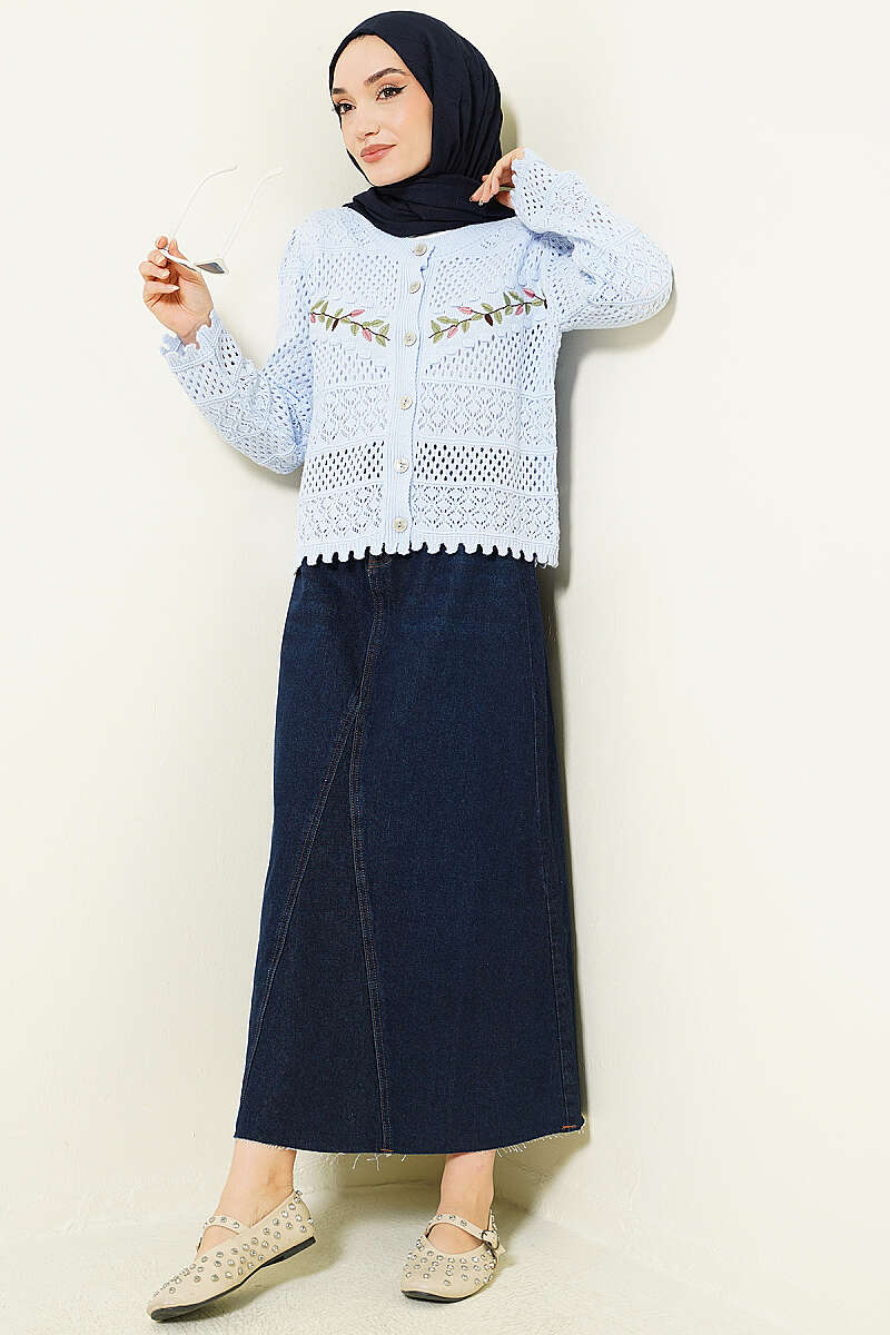 Leaf Embroidered Openwork Short Knit Cardigan Baby Blue - Afbeelding 2