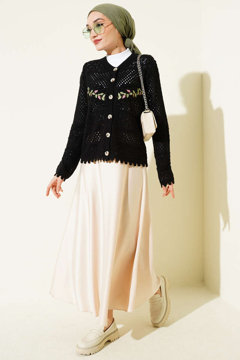 Leaf Embroidered Openwork Short Knit Cardigan Black – Image 2