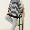 ⁦Horizontal Wide Striped Tunic Black⁩ - الصورة ⁦2⁩
