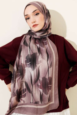 Alternative view of Watercolor Pattern Bamboo Crinkle Scarf Brown