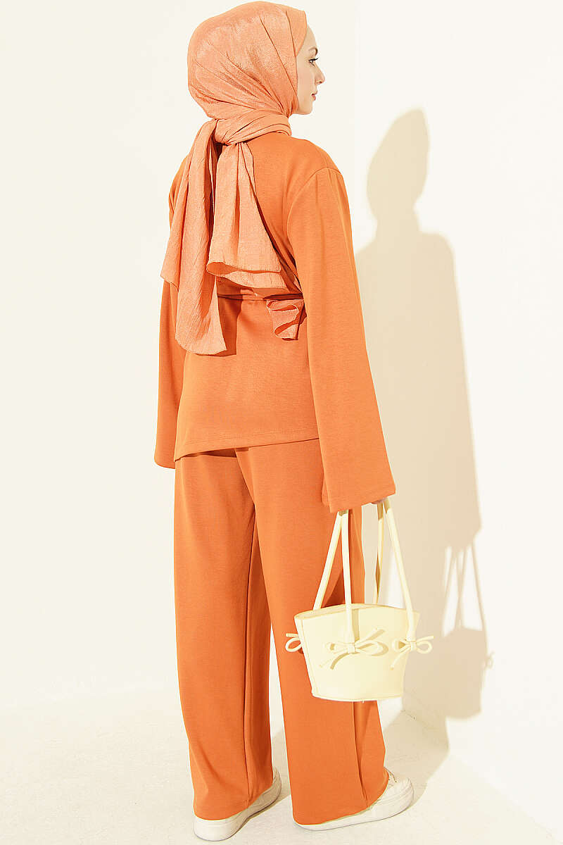 Asymmetrical Cut French Terry Two-Piece Set with Drawstring Orange - Imagen 3