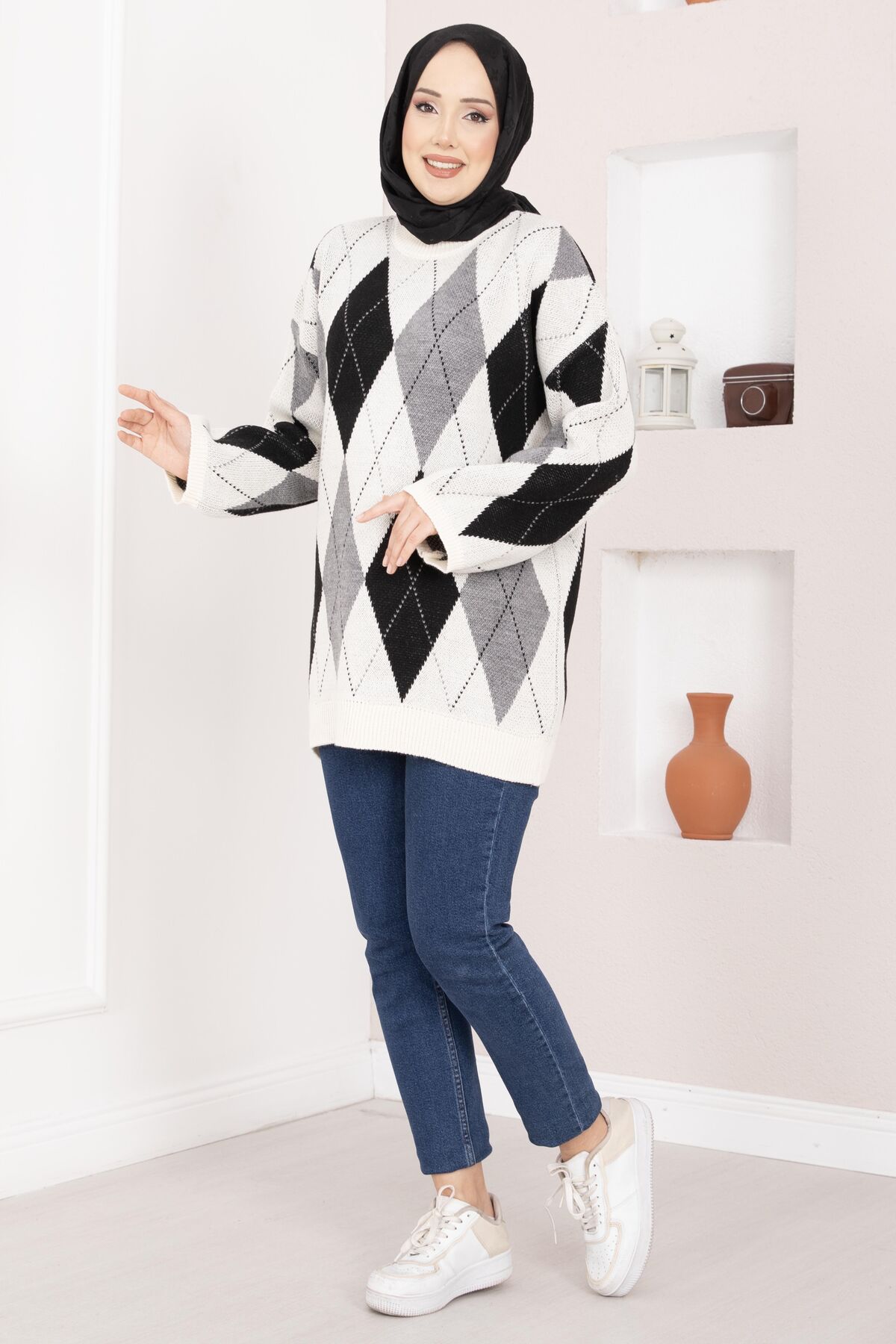 Oversized Knit Sweater with Houndstooth Pattern Ecru - Image 3
