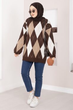 Oversized Knit Sweater with Houndstooth Pattern Brown