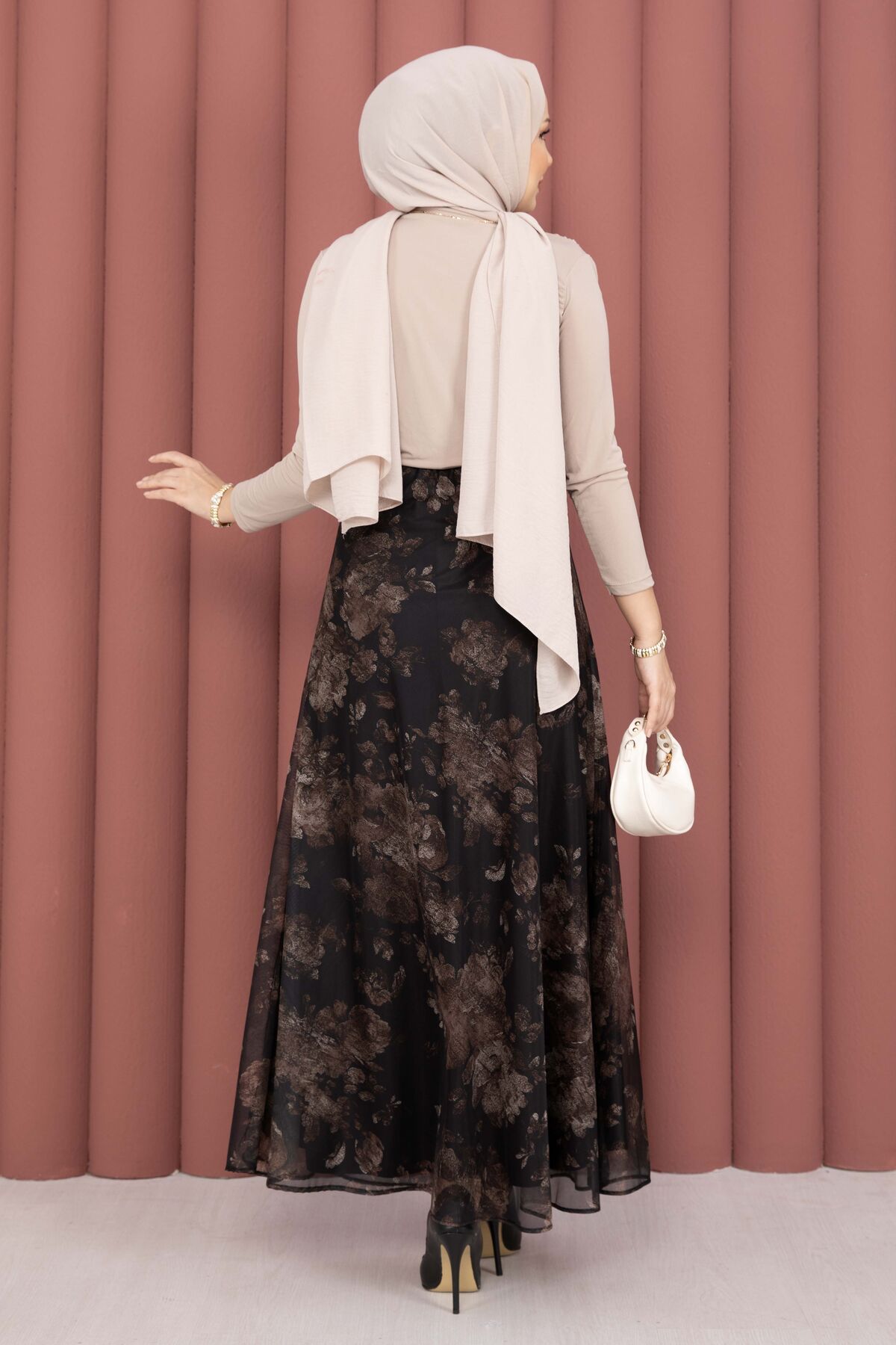 Batik Patterned Tulle Skirt Black - الصورة 4