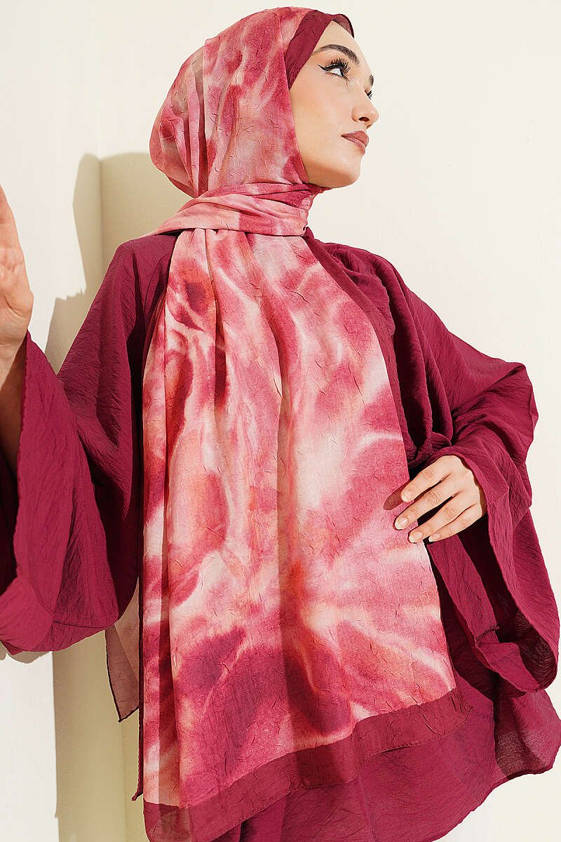 Batik Marbled Bamboo Crinkle Shawl Burgundy – Image 2