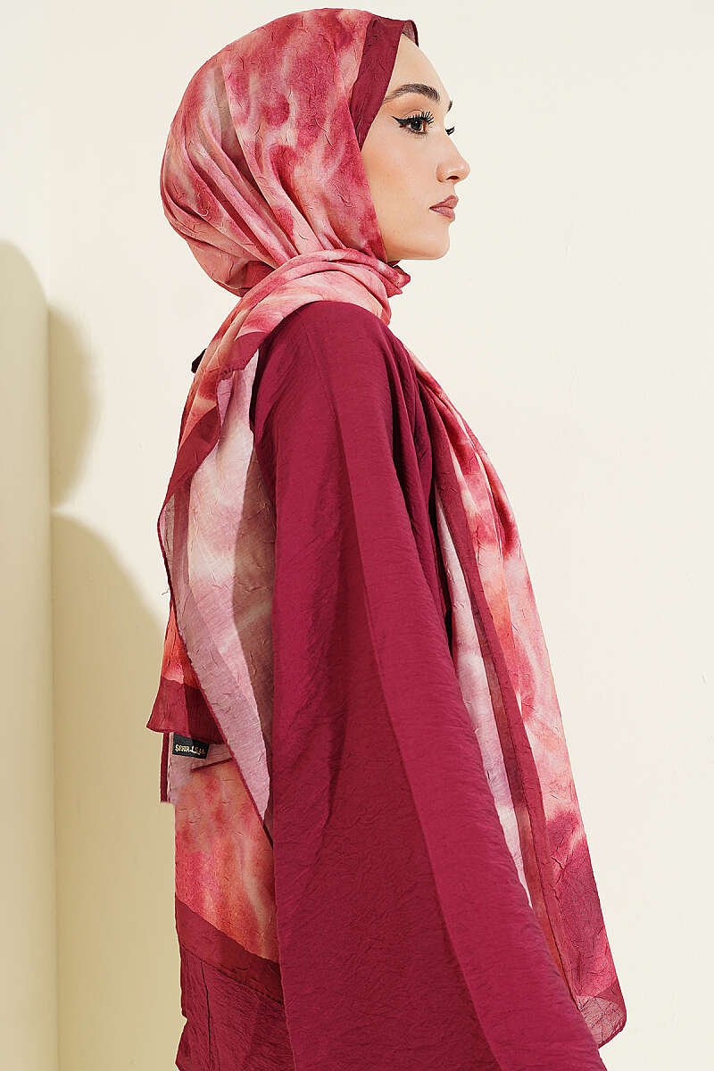 Batik Marbled Bamboo Crinkle Shawl Burgundy – Image 3