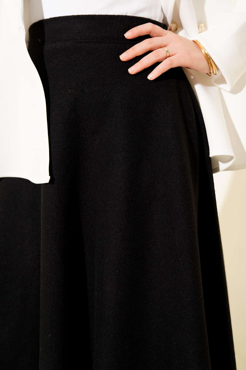 High-Waisted Flared Wool Blend Skirt with Elastic Waistband Black – Image 4