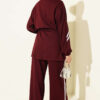 ⁦Elastic Waistband Two-Piece Set with Stripe Details Burgundy⁩ - الصورة ⁦3⁩