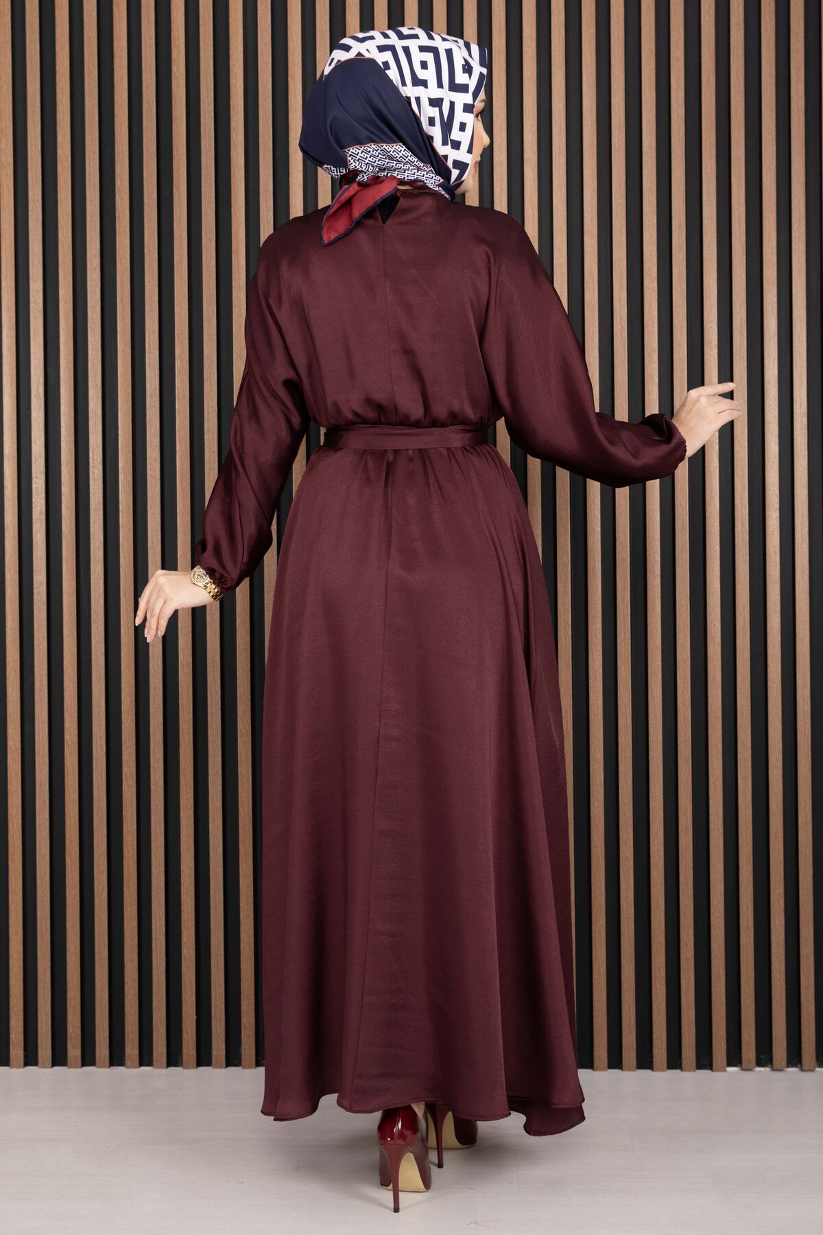 Gathered Waist Tie Detail Modest Dress Burgundy – Image 5