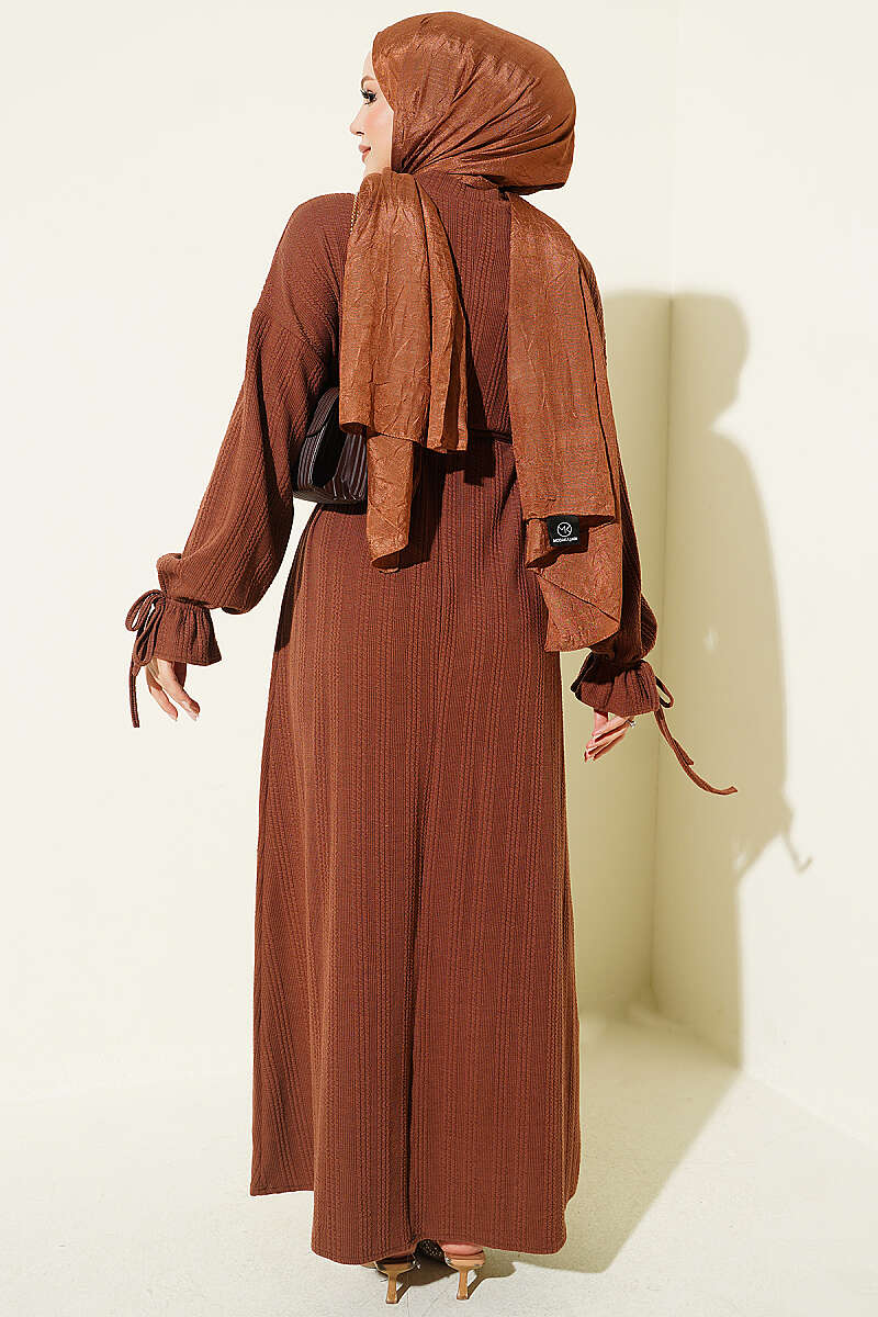 Knit Dress with Ankle Ties Brown - Imagen 3