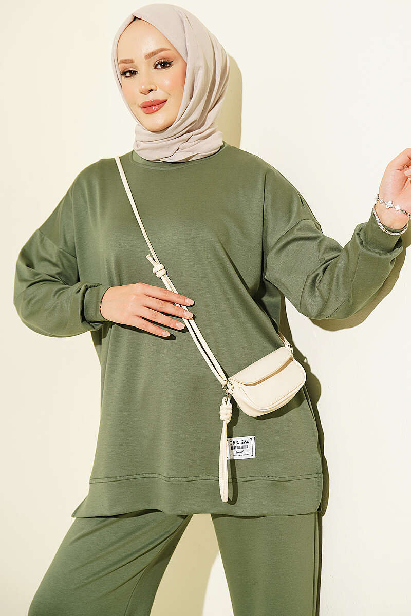 Crew Neck Top and Arm-Detail Two-Piece Set Khaki - الصورة 2