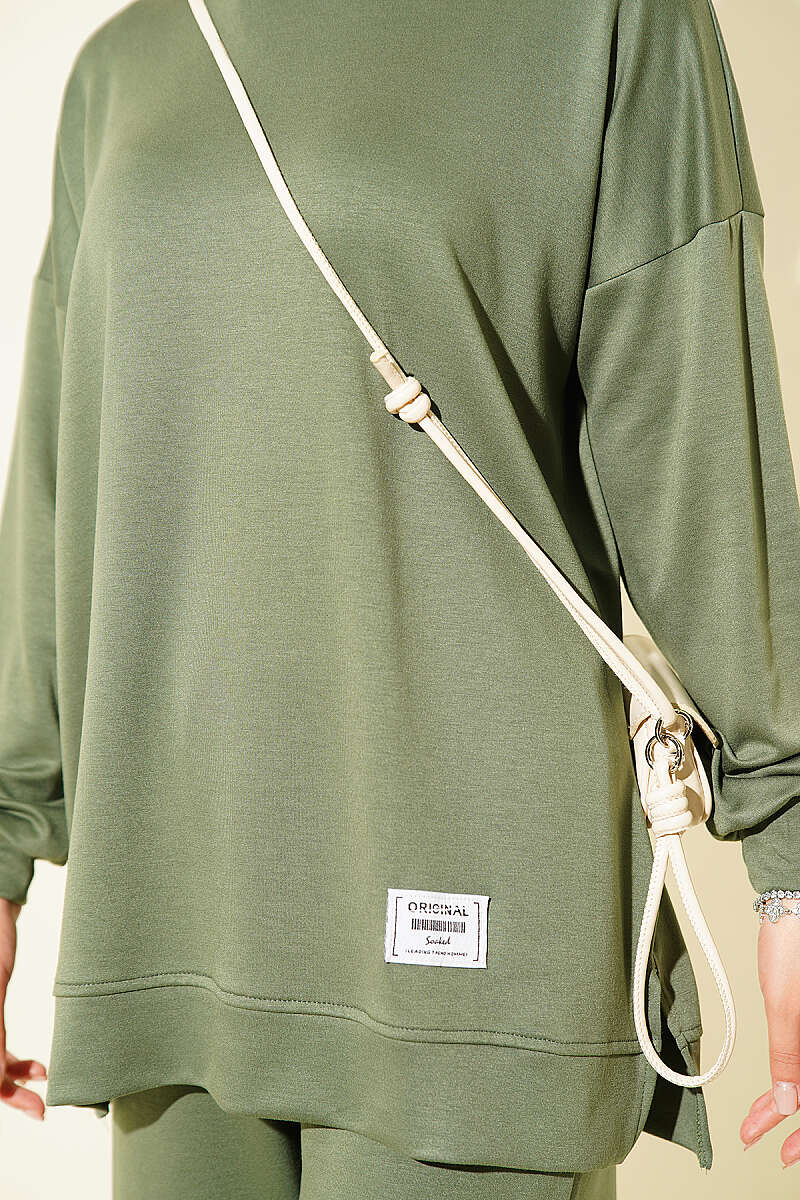 Crew Neck Top and Arm-Detail Two-Piece Set Khaki - الصورة 4