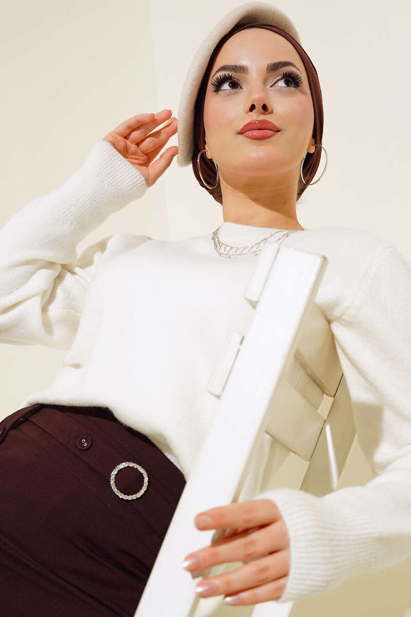 Ribbed Crew Neck Knit Sweater Ecru