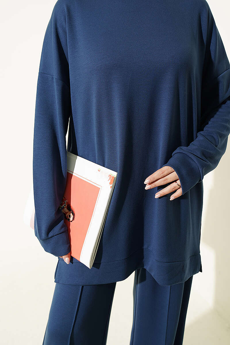 Round Neck Basic Two-Piece Set with Side Slits Navy Blue - الصورة 4