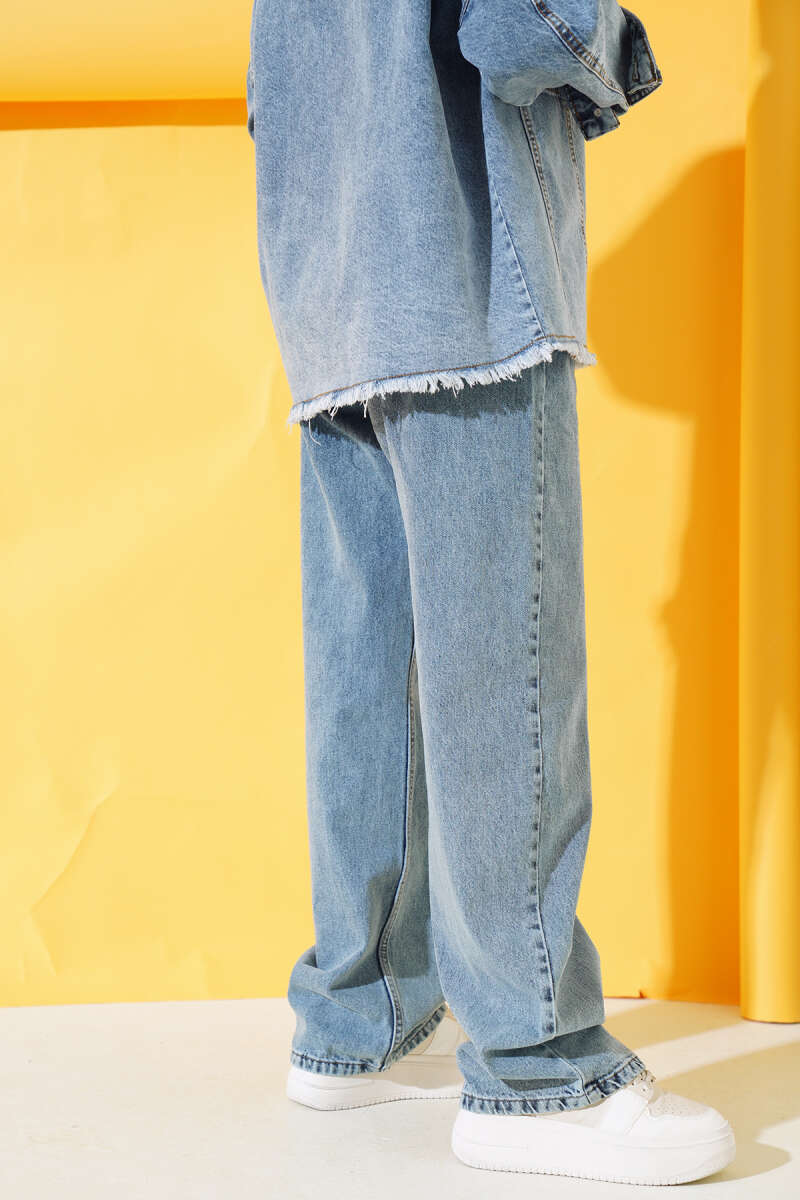 Straight Leg Light Blue Denim Jeans Blue – Bild 3