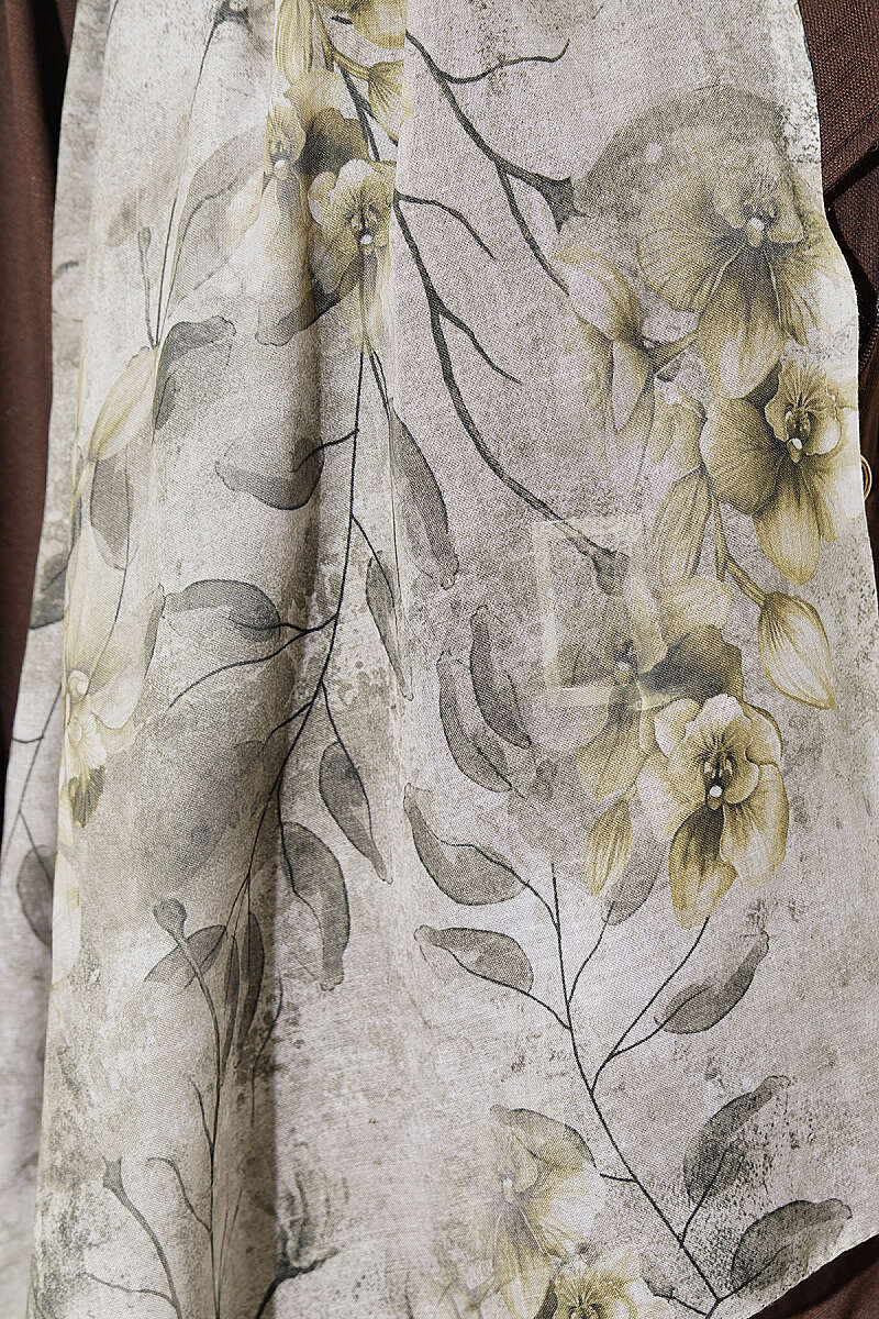 Botanical Floral Pattern Bamboo Shawl Oil Green - Image 4