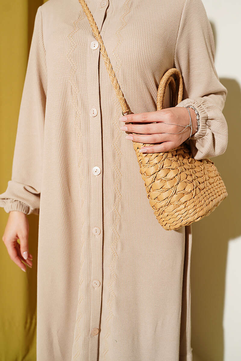 Button-Down Embroidered Detail Dress Beige – Image 4