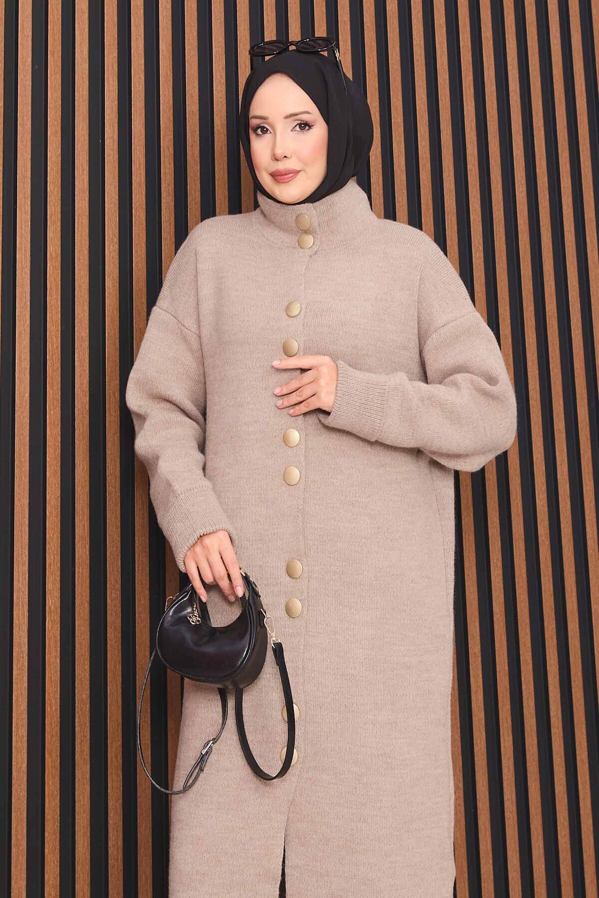 Full-Length Gold Buttoned Modest Knit Cardigan Mink - immagine 6