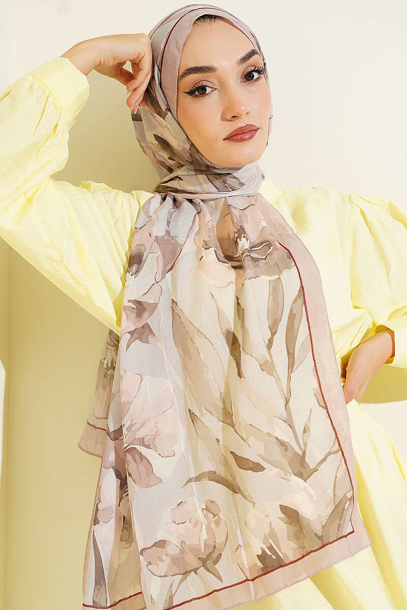 Large Flower Pattern Bamboo Crinkle Shawl Beige - Image 5