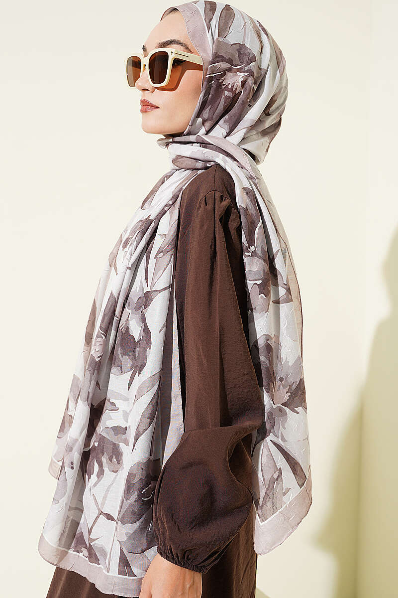Large Flower Pattern Bamboo Crinkle Shawl Sand Beige - Image 3