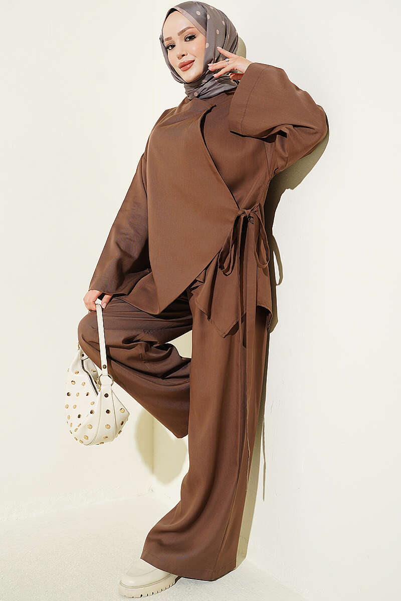 Crossed Tie-Front Two-Piece Set Brown