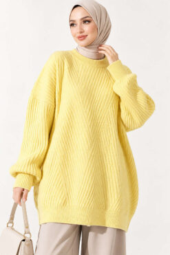 Alternative view of Cross-Fit Patterned Long Knit Tunic Yellow