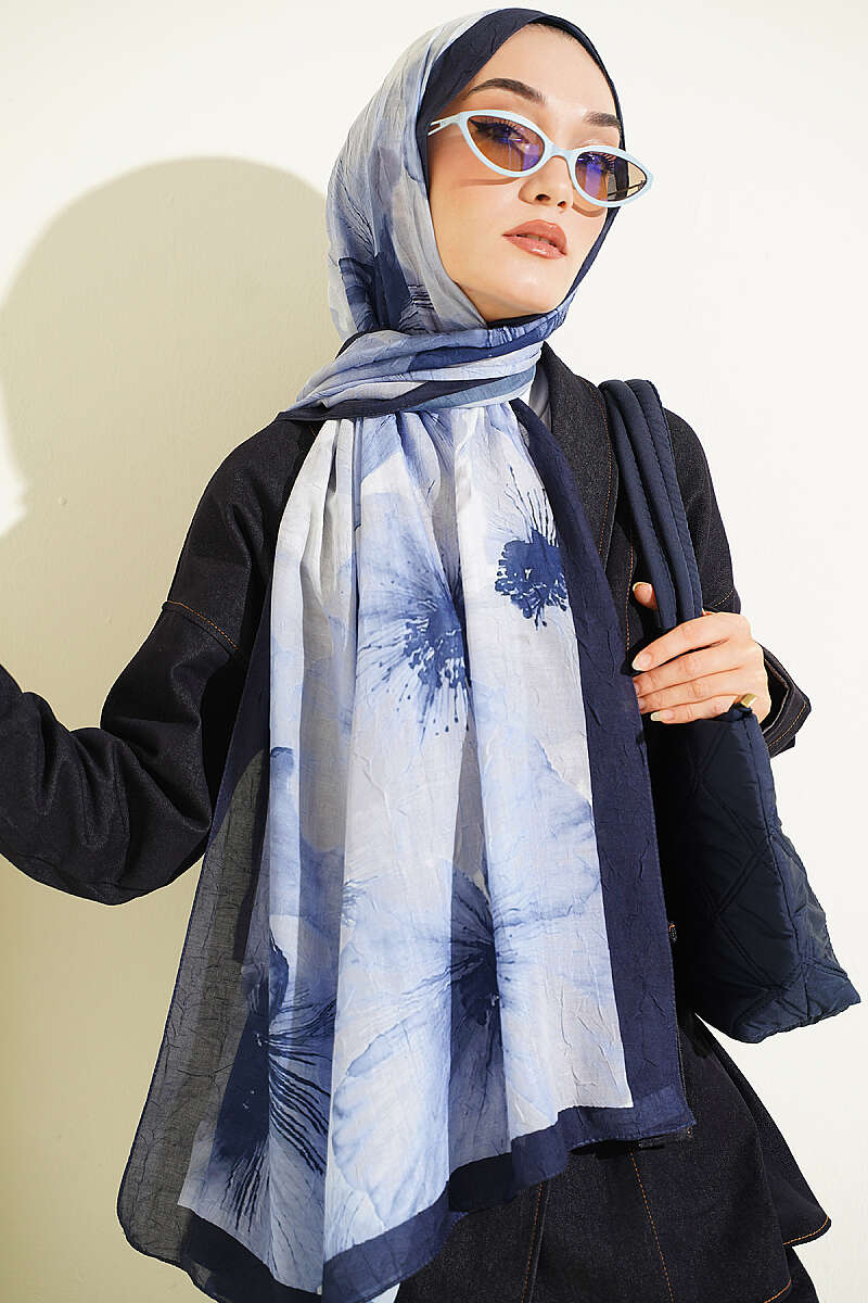 Floral Patterned Bamboo Knit Shawl Navy Blue - immagine 2