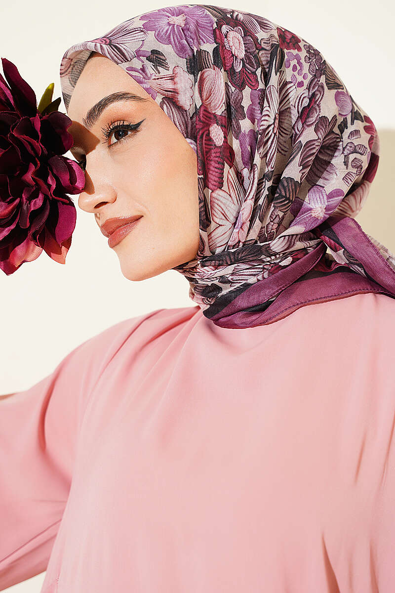 Floral Patterned Soft Scarf Magenta