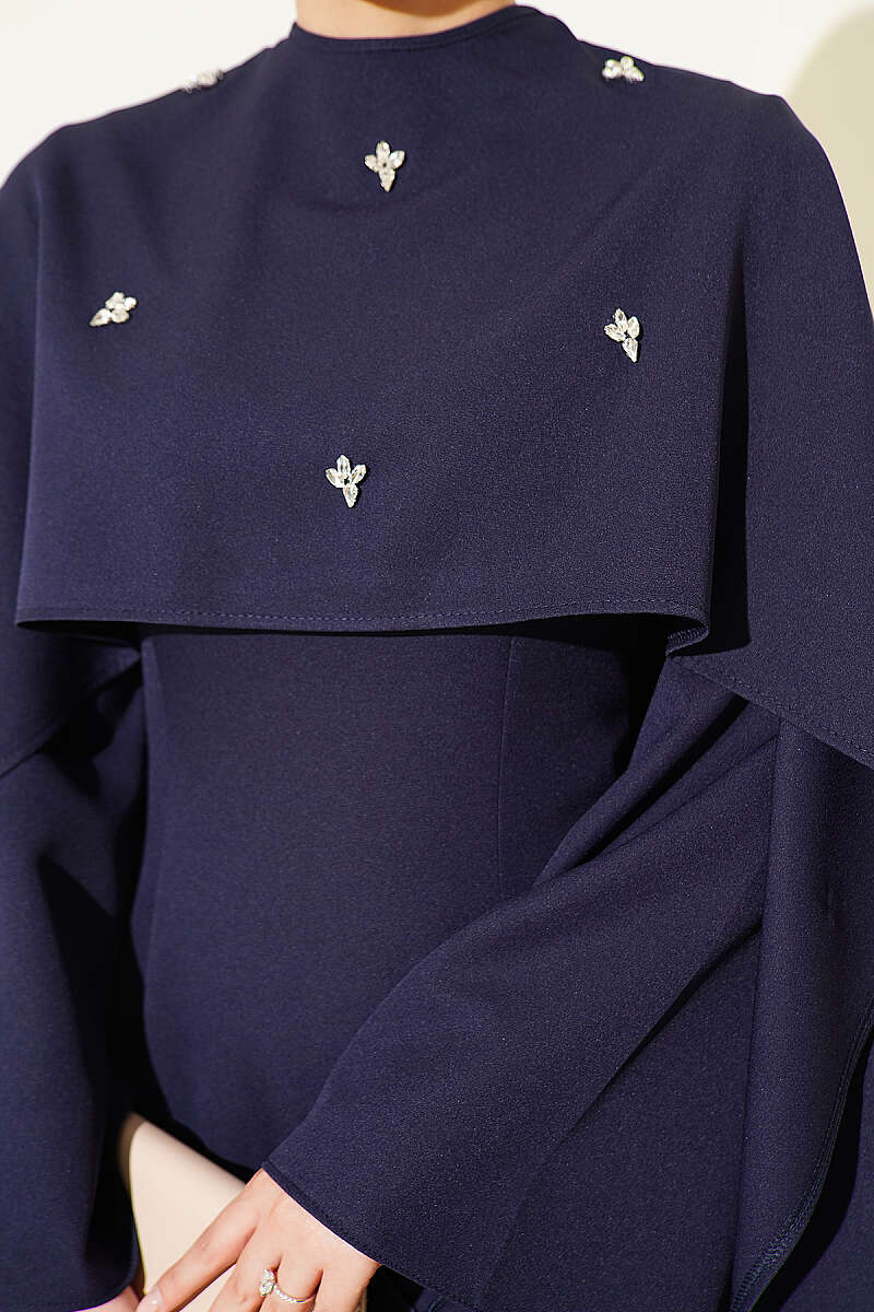 Embellished Evening Gown with Floral Decorations and Bolero Navy Blue - الصورة 2