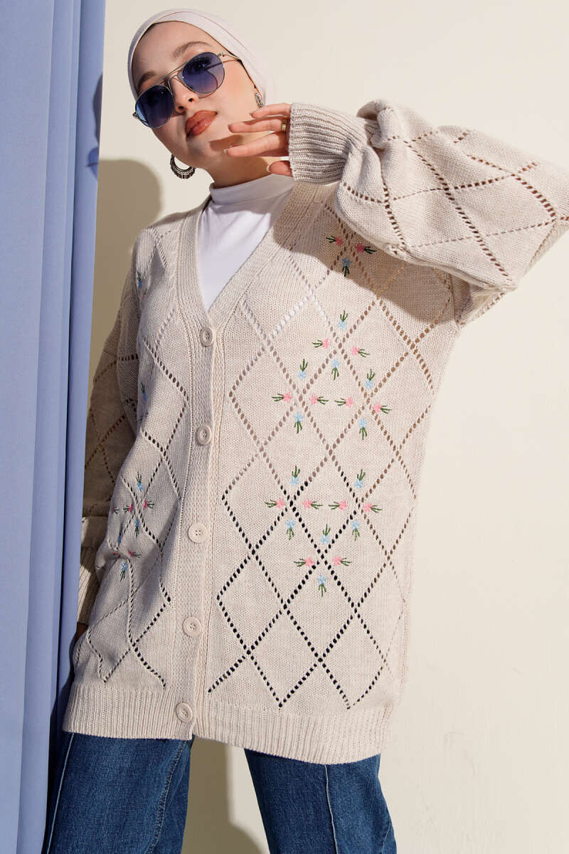 Floral Diamond Pattern Knit Cardigan Beige