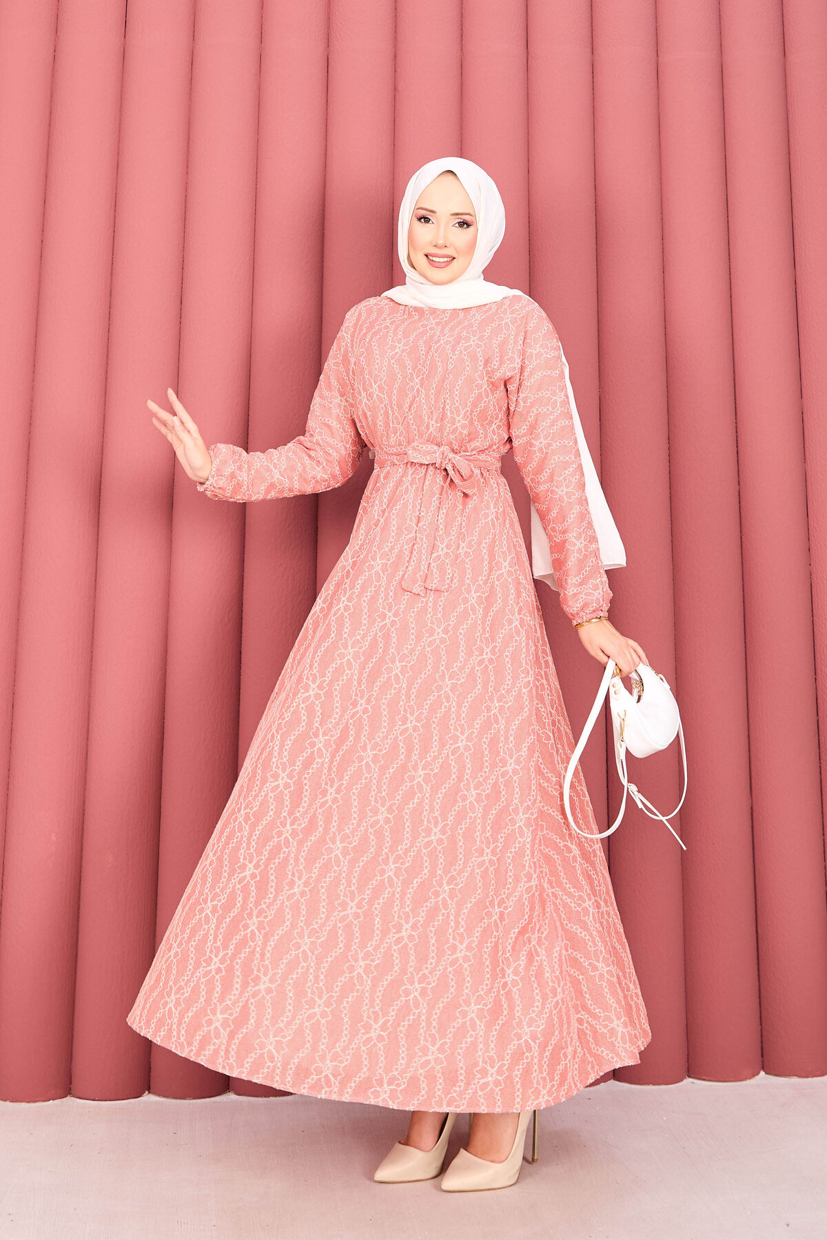 Textured Lace Wrap Dress with Removable Belt for Modest Wear Powder Pink - الصورة 5