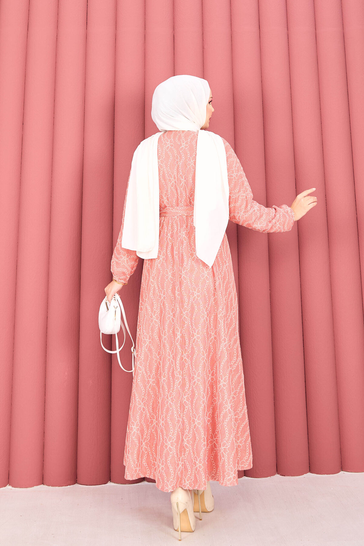 Textured Lace Wrap Dress with Removable Belt for Modest Wear Powder Pink - الصورة 8