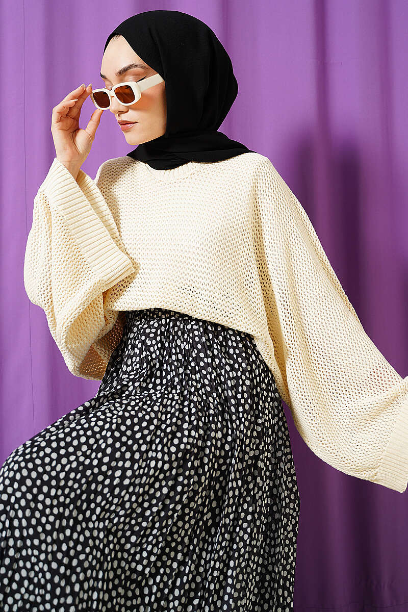 Openwork Batwing Sleeve Knitted Sweater Beige