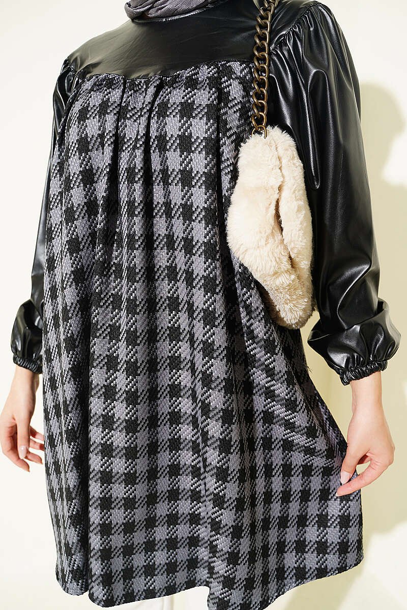 Houndstooth Pattern Tunic with Leather Accents Grey - immagine 4