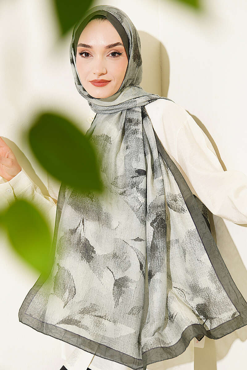 Patterned Bamboo French Terry Shawl Emerald