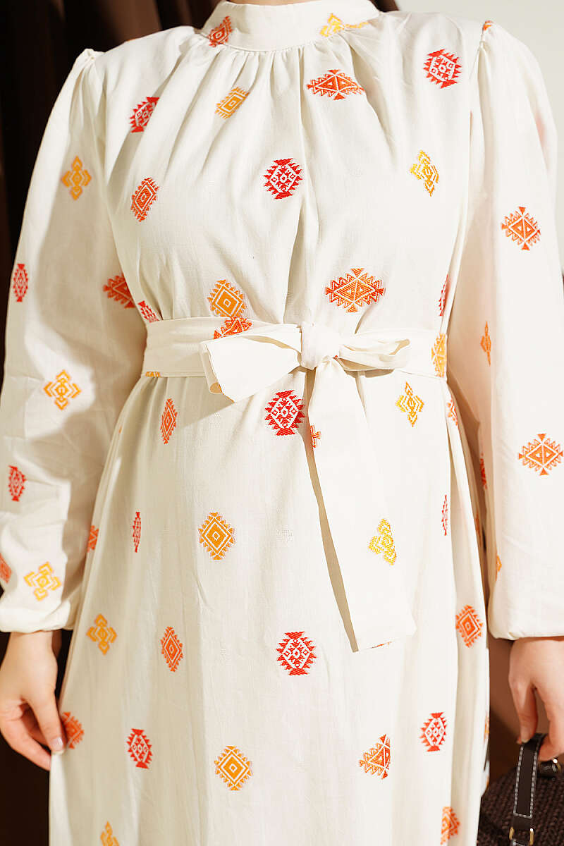 Embroidered Detail Dress with Stand Collar Orange - immagine 4