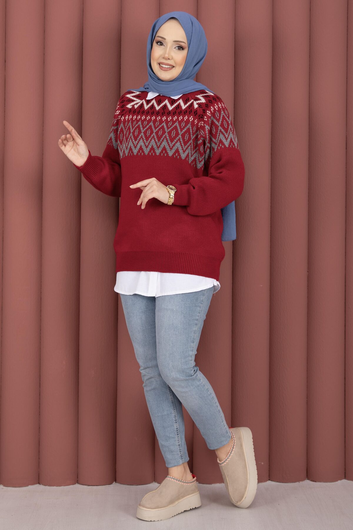 Oversized Knit Sweater with Ethnic Pattern Red - immagine 3