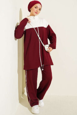Embroidered Two-Piece Set with Cuffed Ankles Burgundy