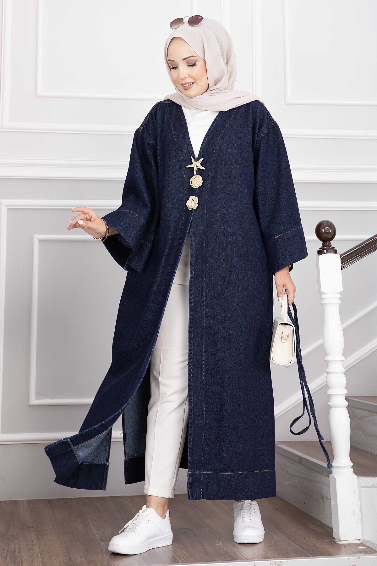 Long denim kimono with gold brooch and tie closure Navy Blue – Bild 3