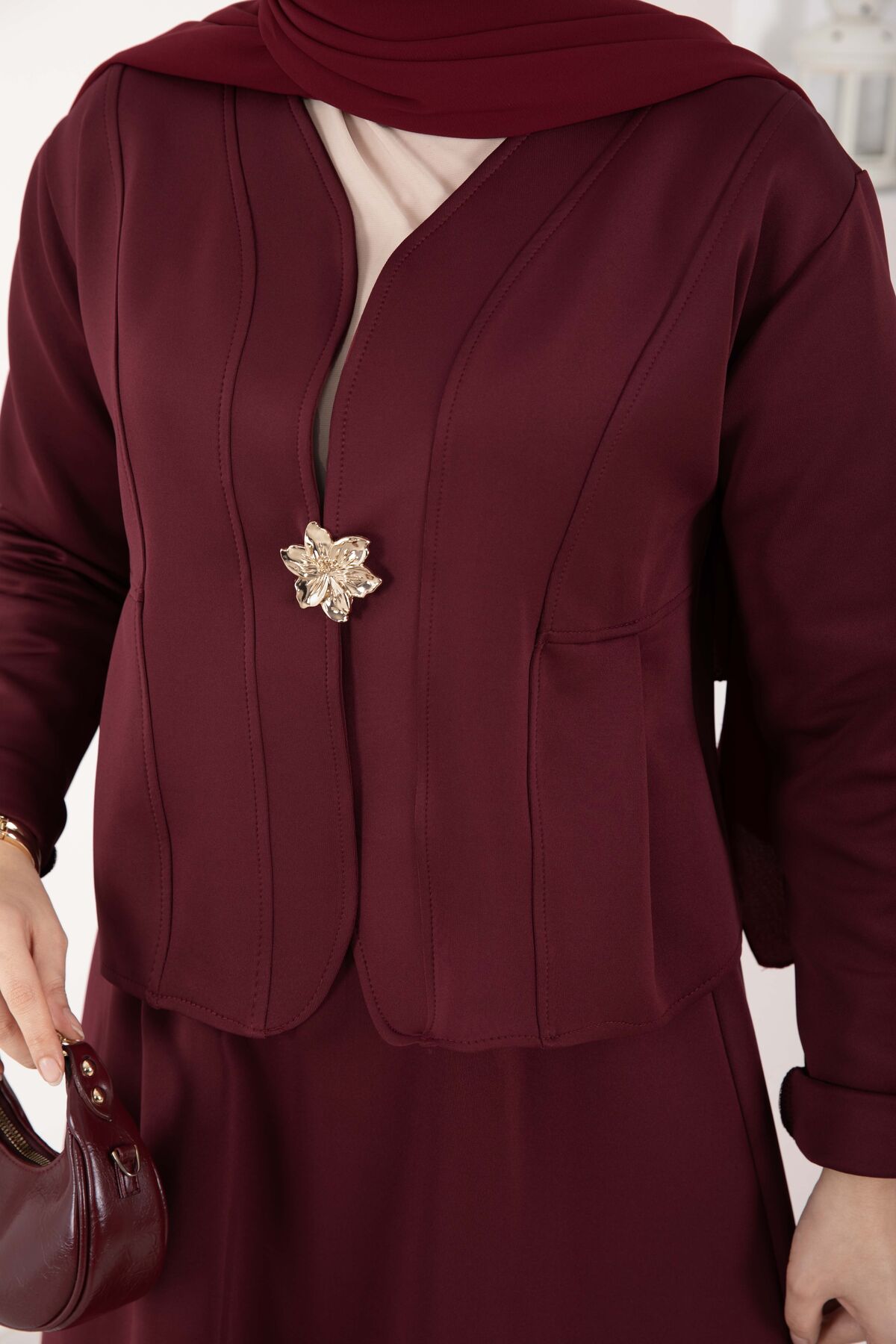Gold Brooch Detail Jacket and Hem Edge Two-Piece Set Burgundy - الصورة 5