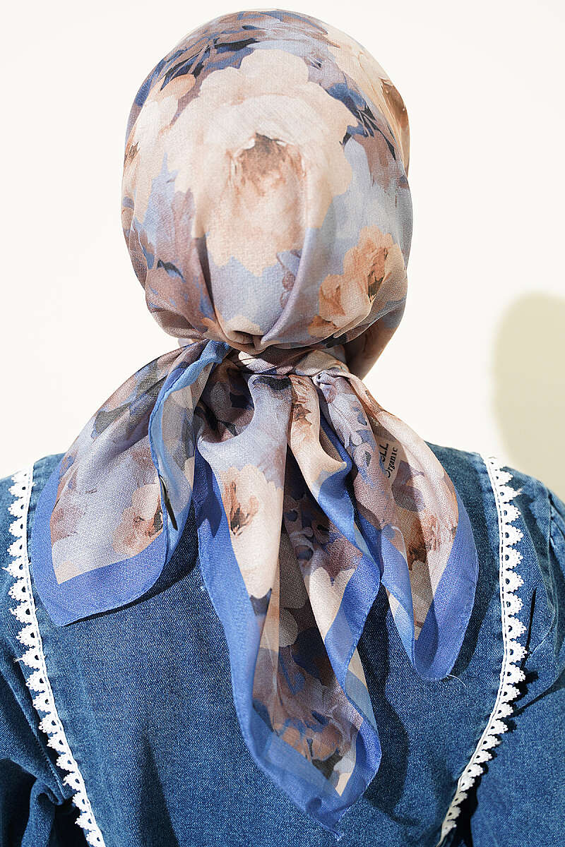 Rose Patterned Soft Scarf Indigo – Bild 3