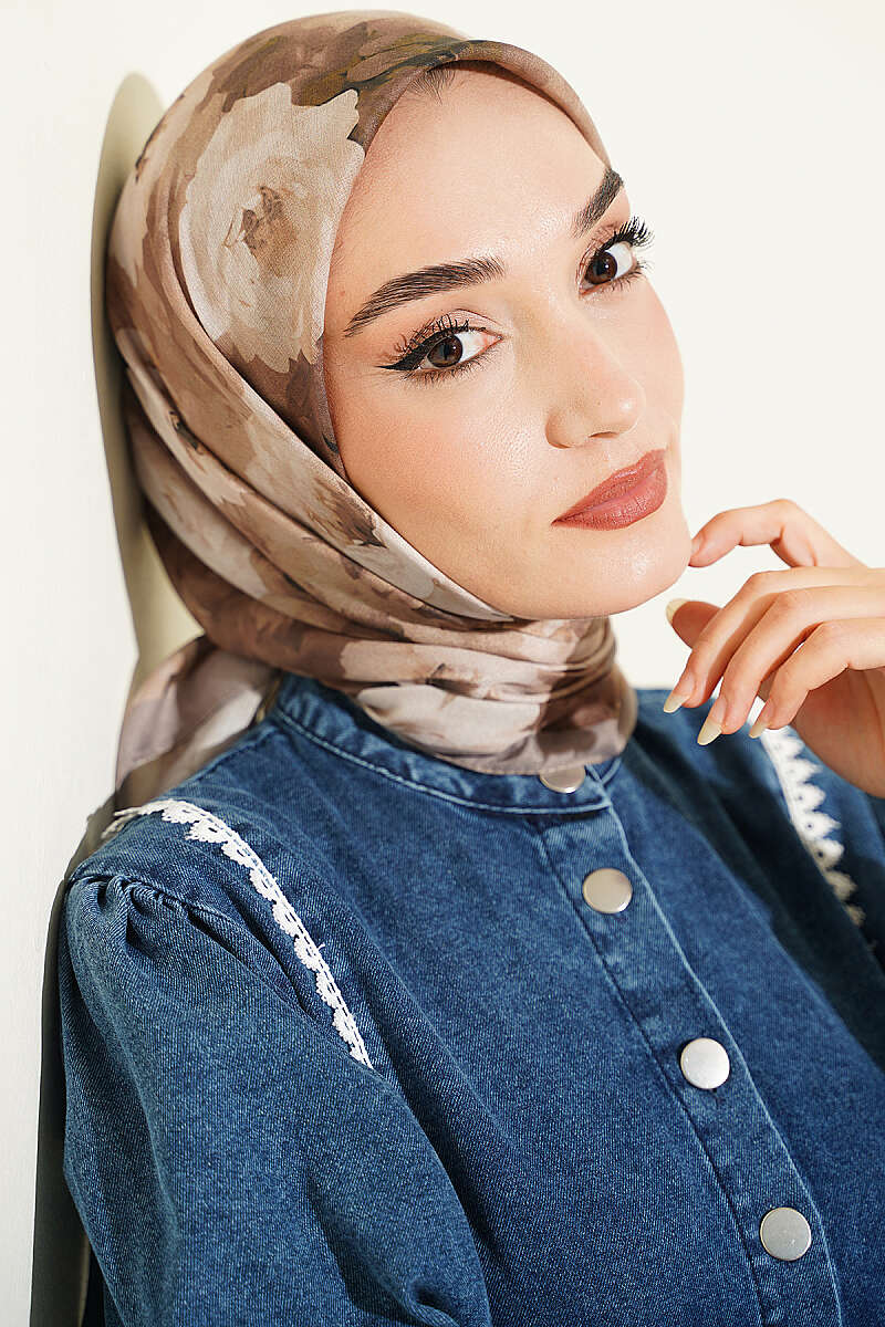 Rose Patterned Soft Scarf Mink - immagine 2