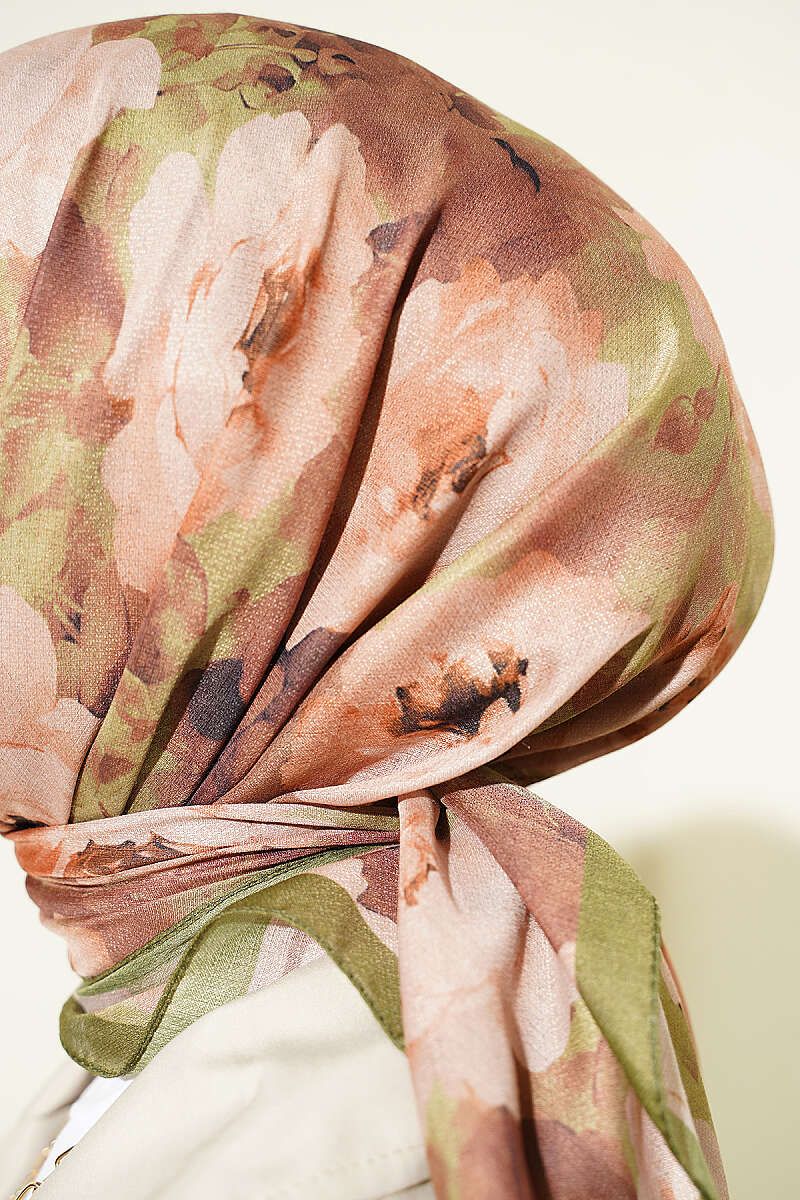 Rose Patterned Soft Scarf Green – Bild 4