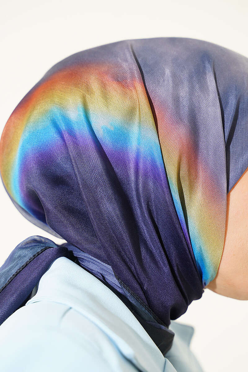 Assorted Hologram Patterned Scarf Set of 4 Assorted 14 – Bild 4