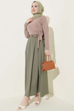 Alternative view of Thin Belted Pleated Skirt Hazel