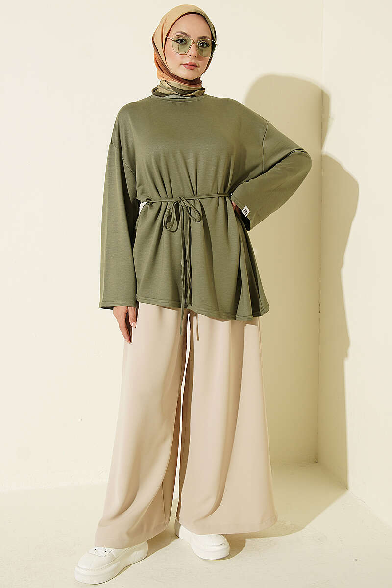 Lace-Up Tunic with Patch Detail Khaki - Imagen 2