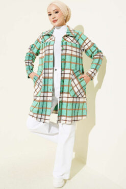 Alternative view of Hooded Pocketed Flannel Shirt Green
