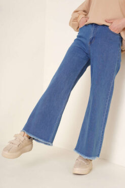 Alternative view of Short Fringed Denim Pants Denim Blue