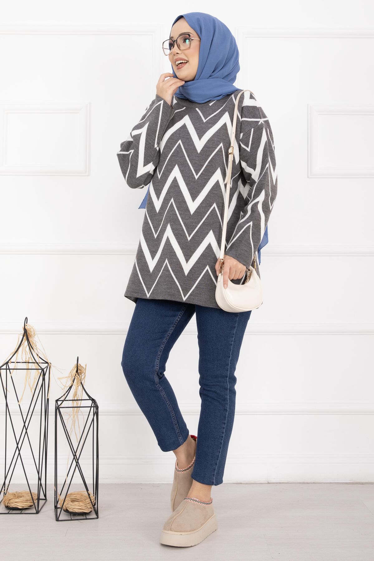 Lavin Zigzag Patterned Knit Sweater Grey – Image 3